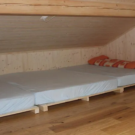 Nueschwendi Alpehytte *